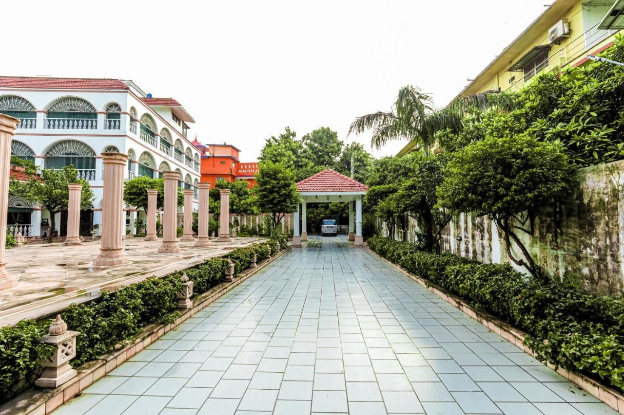 Saptapuri By Royal Orchid Hotels Limited Varanasi Exterior photo